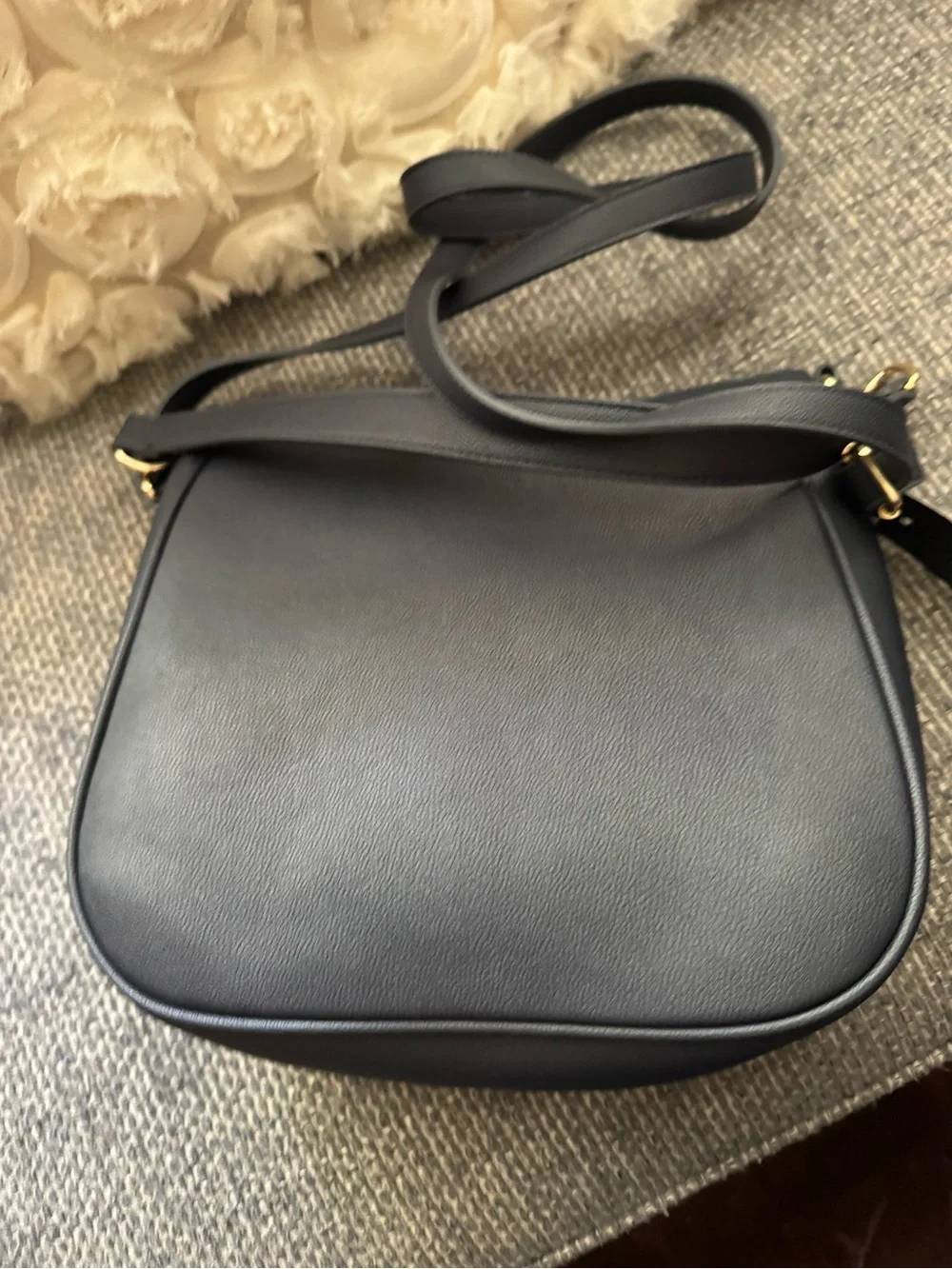 NWT Tommy Hilfiger Black Hobo Shoulder Bag Signature Stripe XW04573– NWT